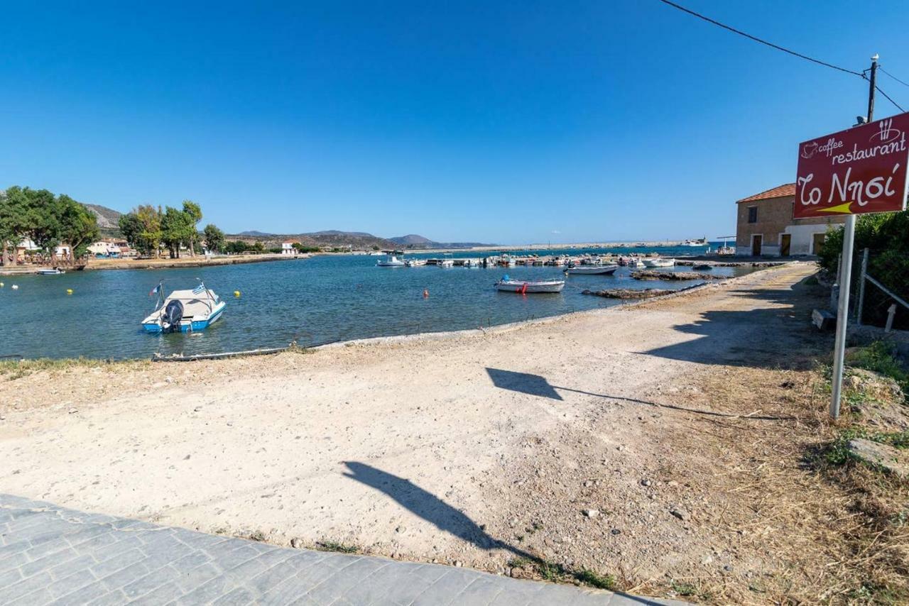 Seaview Flat Steps To The Beach Karavostasi  Exterior foto